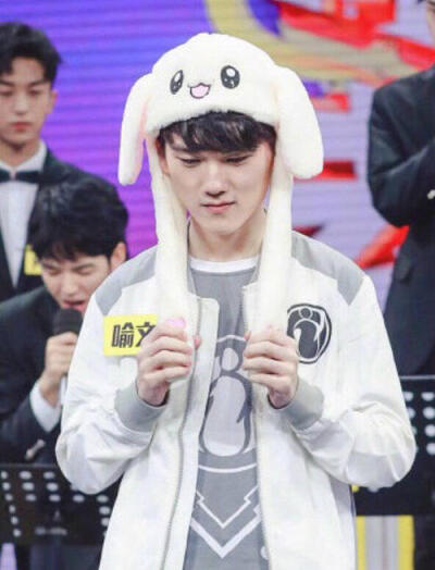 王者归来，s1mple荣膺本届DH春季大师赛MVP