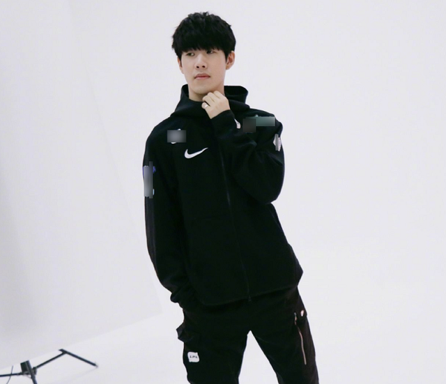 【战报】2025LPL春季赛季后赛RNG 3-2 TES，RNG出奇制胜偷家取胜